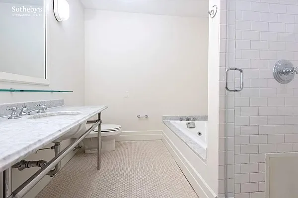 Rented by Sotheby's International Realty | media 26