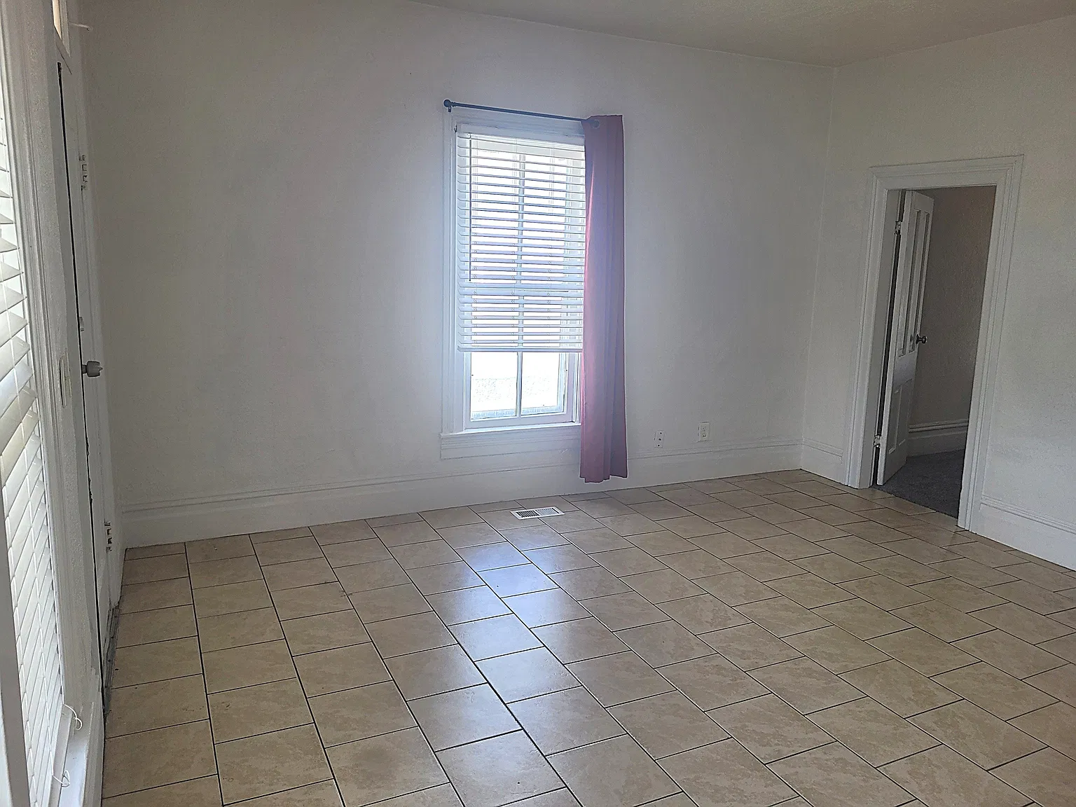 2826 Adams Ave - RP - 1 — Photo 3