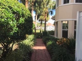 8421 Abbington Cir APT 411, Naples, FL 34108
