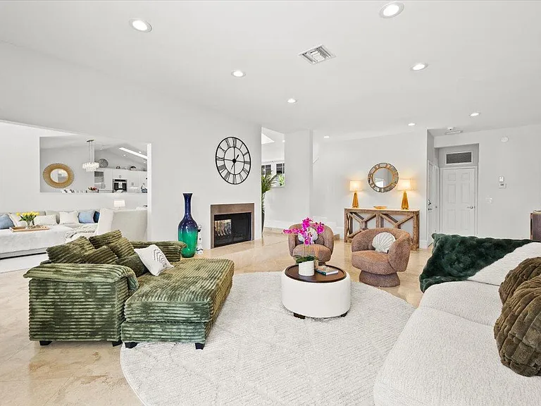 3001 Jasmine Ct — Photo 31