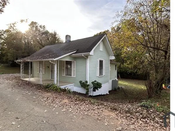 807 Adams Ct, Gastonia, NC 28052