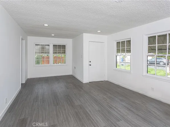 1142 E 119th St, Los Angeles, CA 90059