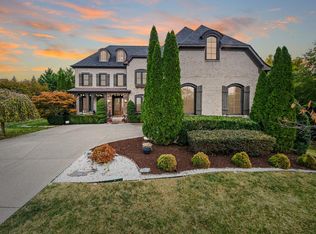 1806 Lowndes Ln, Brentwood, TN 37027