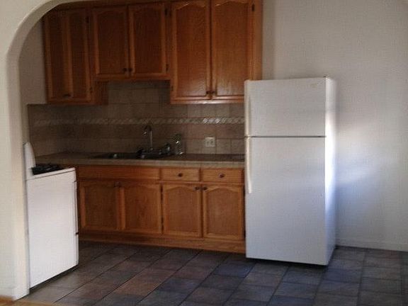 2nd image of 625 S Cochran Ave APT 6