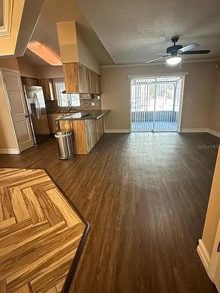 102 Winding Ridge Dr — Photo 3