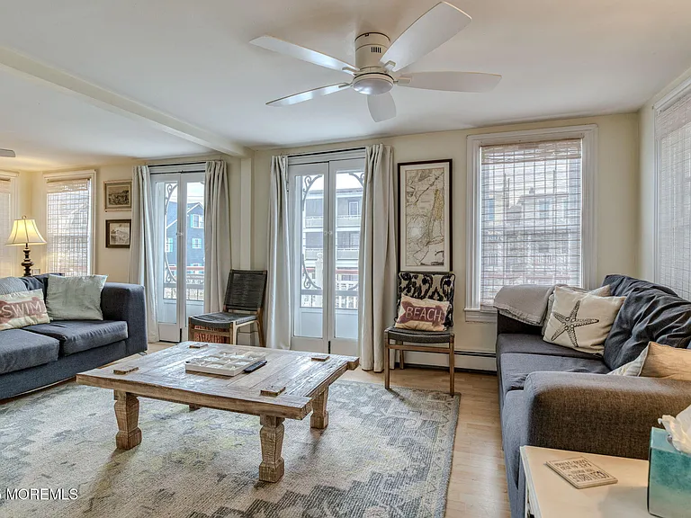 19 Webb Ave #2 — Photo 20
