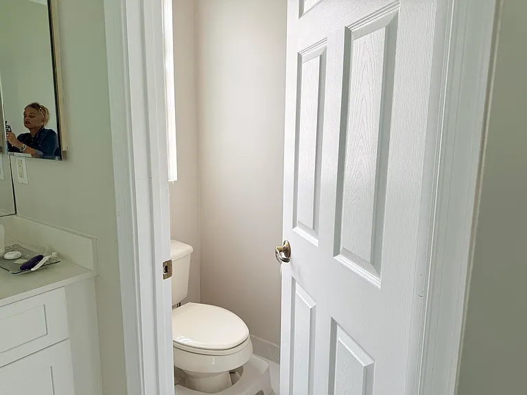 17 Country Lake Cir — Photo 26