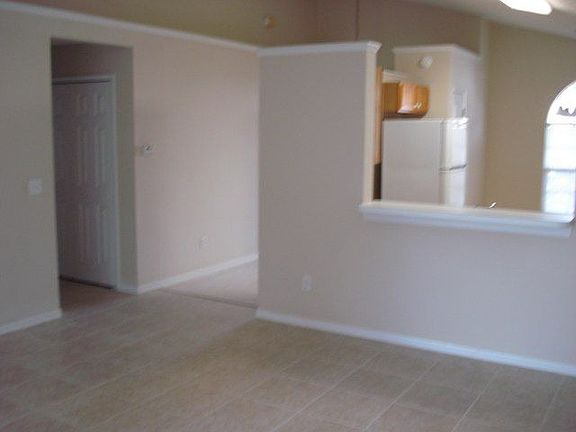 5th image of 928 Brightview Dr