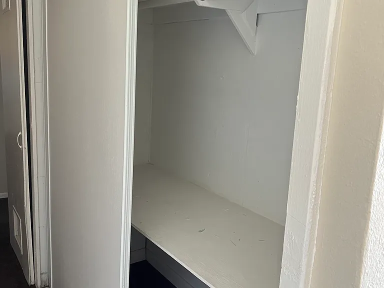 505 Palm Dr — Photo 10