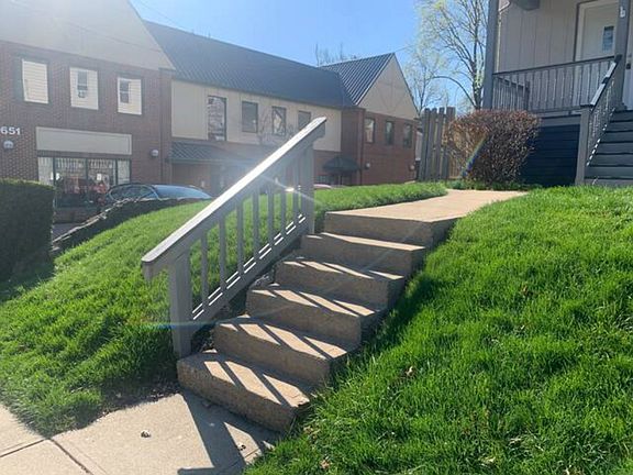 4th image of 2639 Observatory Ave #2-49730426