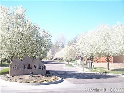 Indian Hills Village Entrance