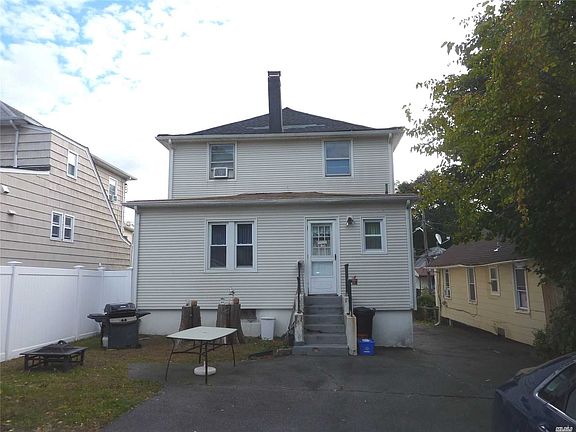 3rd image of 24 Rose Ave