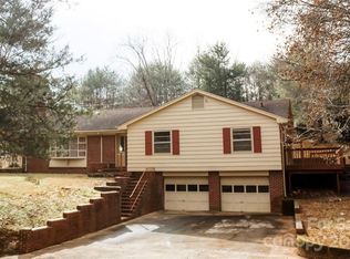 819 Powell Rd, Lenoir, NC 28645