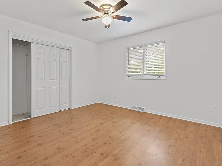 9502 Fran Lin Pkwy — Photo 10