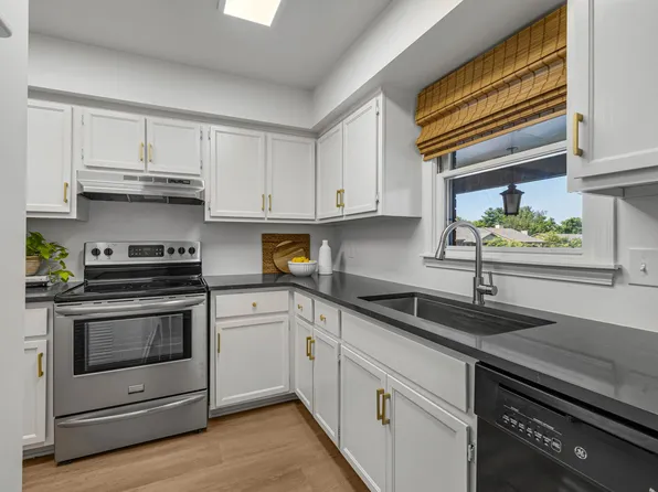 253 Westfield Dr, Nashville, TN 37221