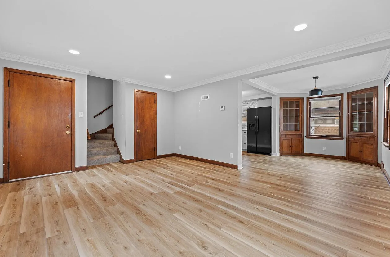 2 bed, 1208 sqft, $1,650 — Photo 3