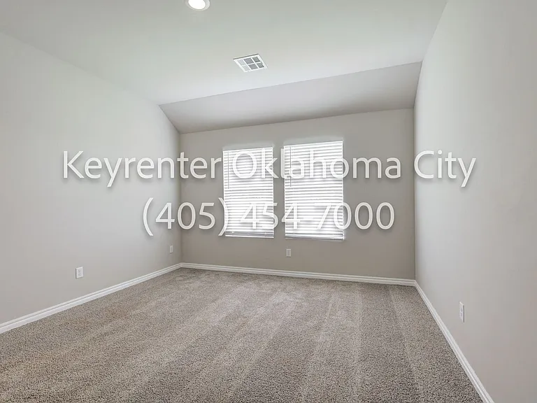 2809 Tracys Mnr — Photo 19