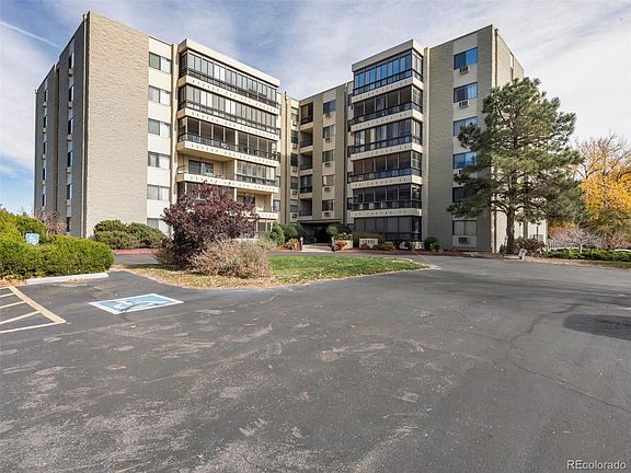 3rd image of 13991 E Marina Dr APT 506