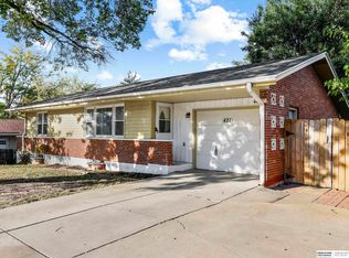 421 S 84th St, Lincoln, NE 68510