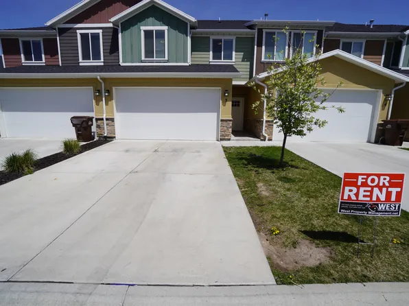 2090 Carson Ave Unit 3, West Haven, UT 84401