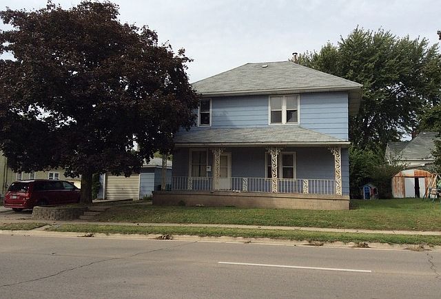 1st image of 708 N Park St