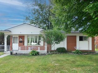 8807 Tavistock Dr, Plymouth, MI 48170