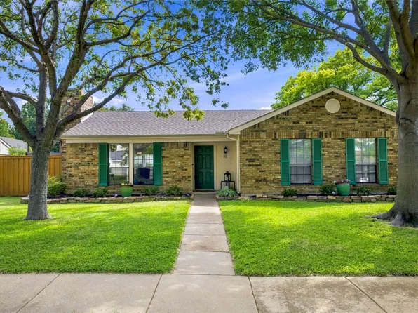 911 Rolling Brook Ln, Coppell, TX 75019