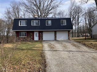 261 E Mohawk Dr, Malvern, OH