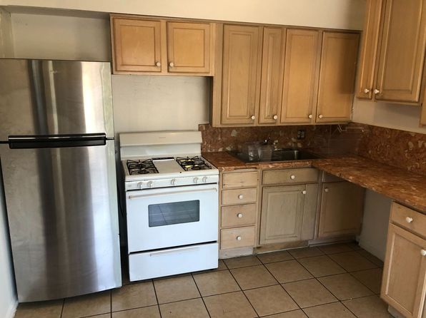 901 Hillcrest Pl APT 8