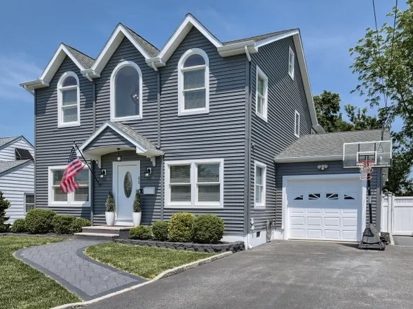 44 Franklin Ave, Pequannock Twp., NJ 07444