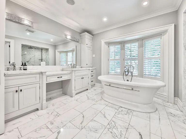 182 Saint Leonards Ave — Photo 21