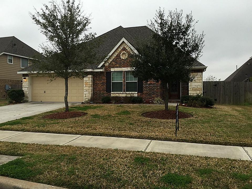 1st image of 1908 Grand Oak Dr