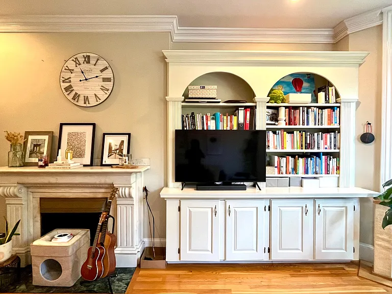 449 Beacon St #5 — Photo 12