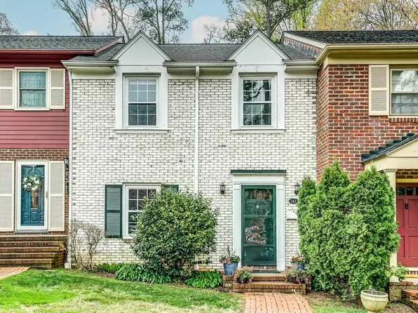 143 Georgetown Grn, Charlottesville, VA 22901