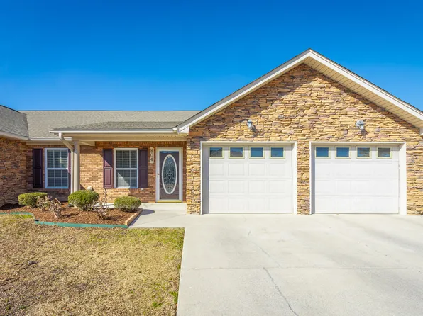 804 Applebrook Dr, Rossville, GA 30741