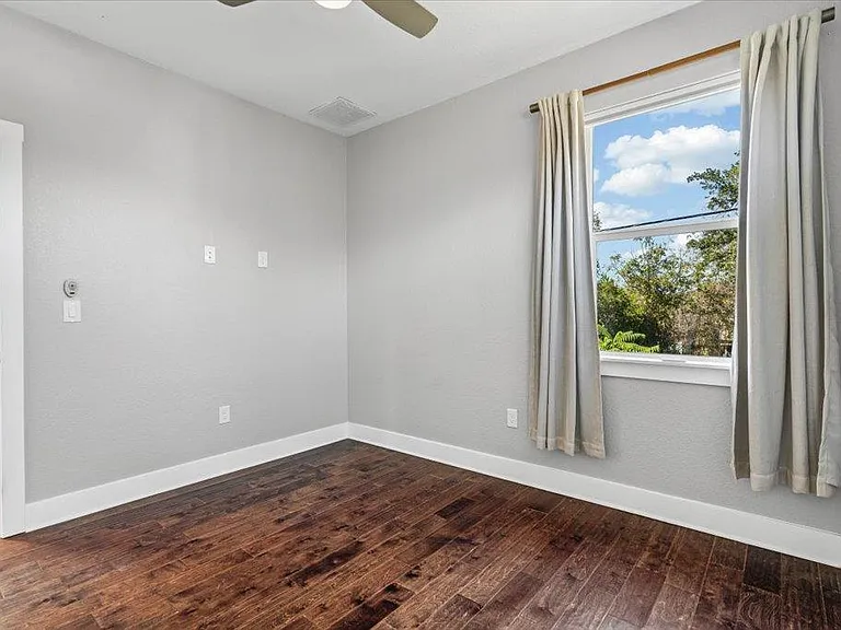 706 Short Kemp St #2 — Photo 25