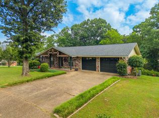 140 Halteria St, Hot Springs, AR 71913