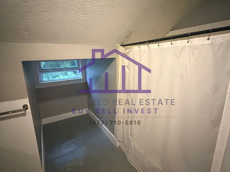 102 Central St #5 — Photo 8