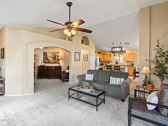 4th image of 750 W Calle Ormino