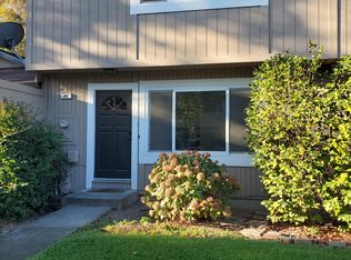 307 Algiers Ct, Santa Rosa, CA 95409