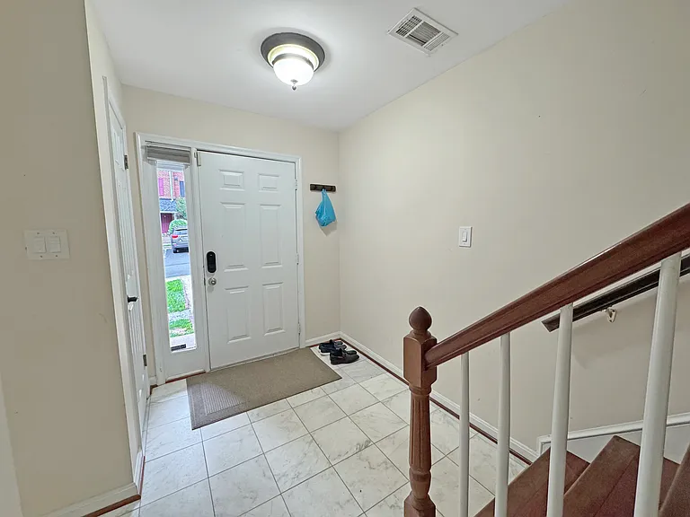 7760 Marshall Heights Ct — Photo 3