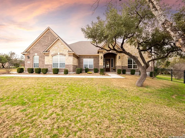 198 LANTANA PATH, Castroville, TX 78009