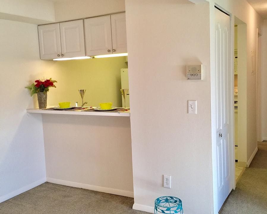 1st image of 5717 S Nantucket Dr APT 112