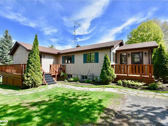 4th image of 85 McGill Dr
