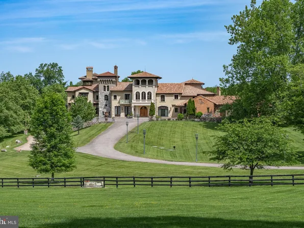 13320 Signal Tree Ln, Rockville, MD 20854