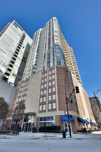 645 N Kingsbury St APT 1406, Chicago, IL, 60654