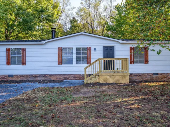 1950 Dyers Store Rd, Martinsville, VA 24112