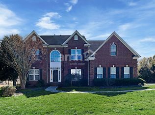 3305 Strawberry Rd, Matthews, NC 28104