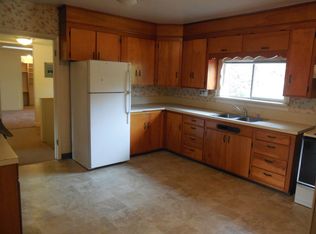 1315 Lakeway Dr, Bellingham, WA 98229