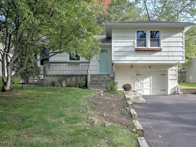 8 Barry Dr, West Orange, NJ, 07052